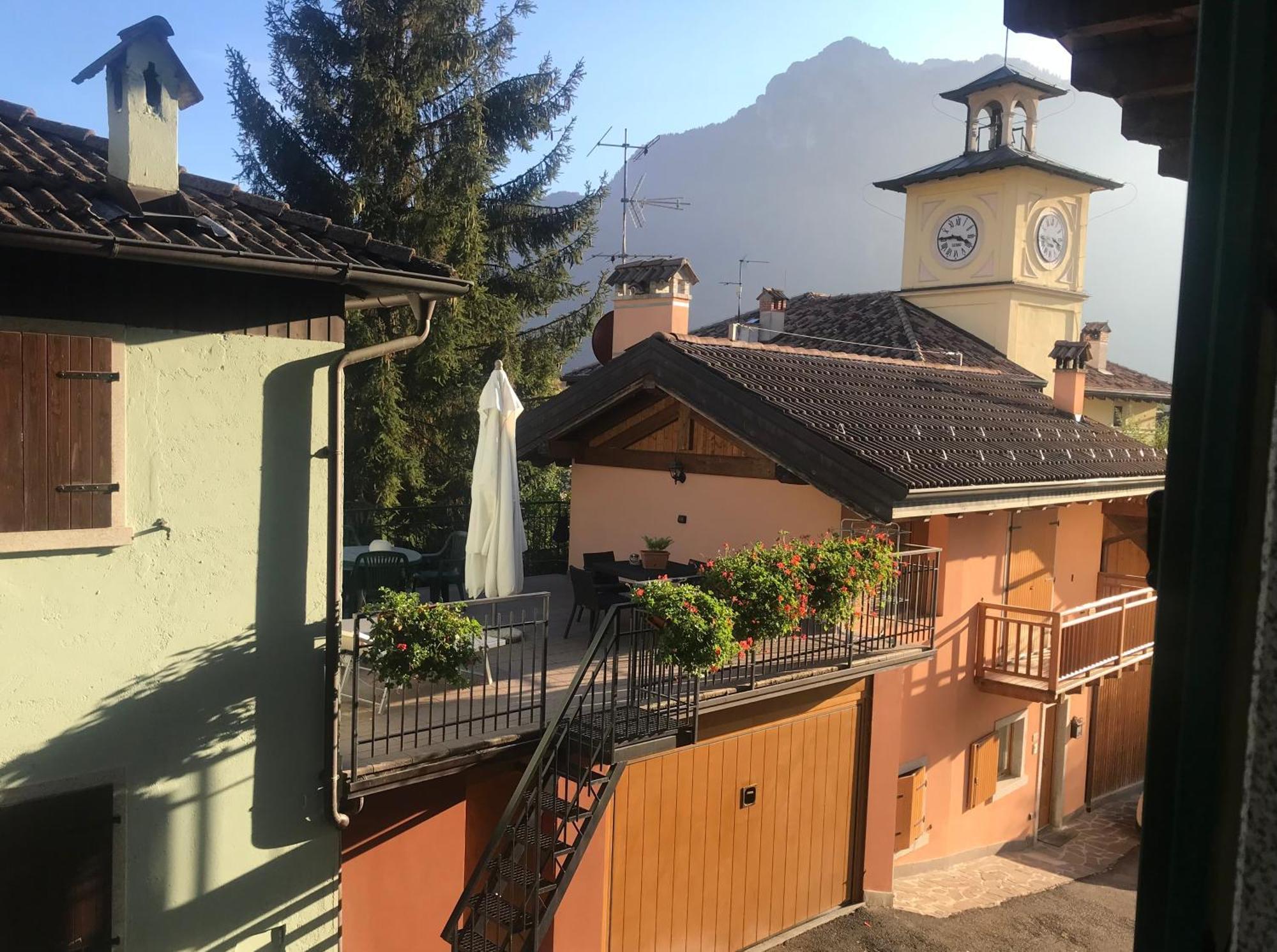 Casa Rosella Apartment Bezzecca Bagian luar foto